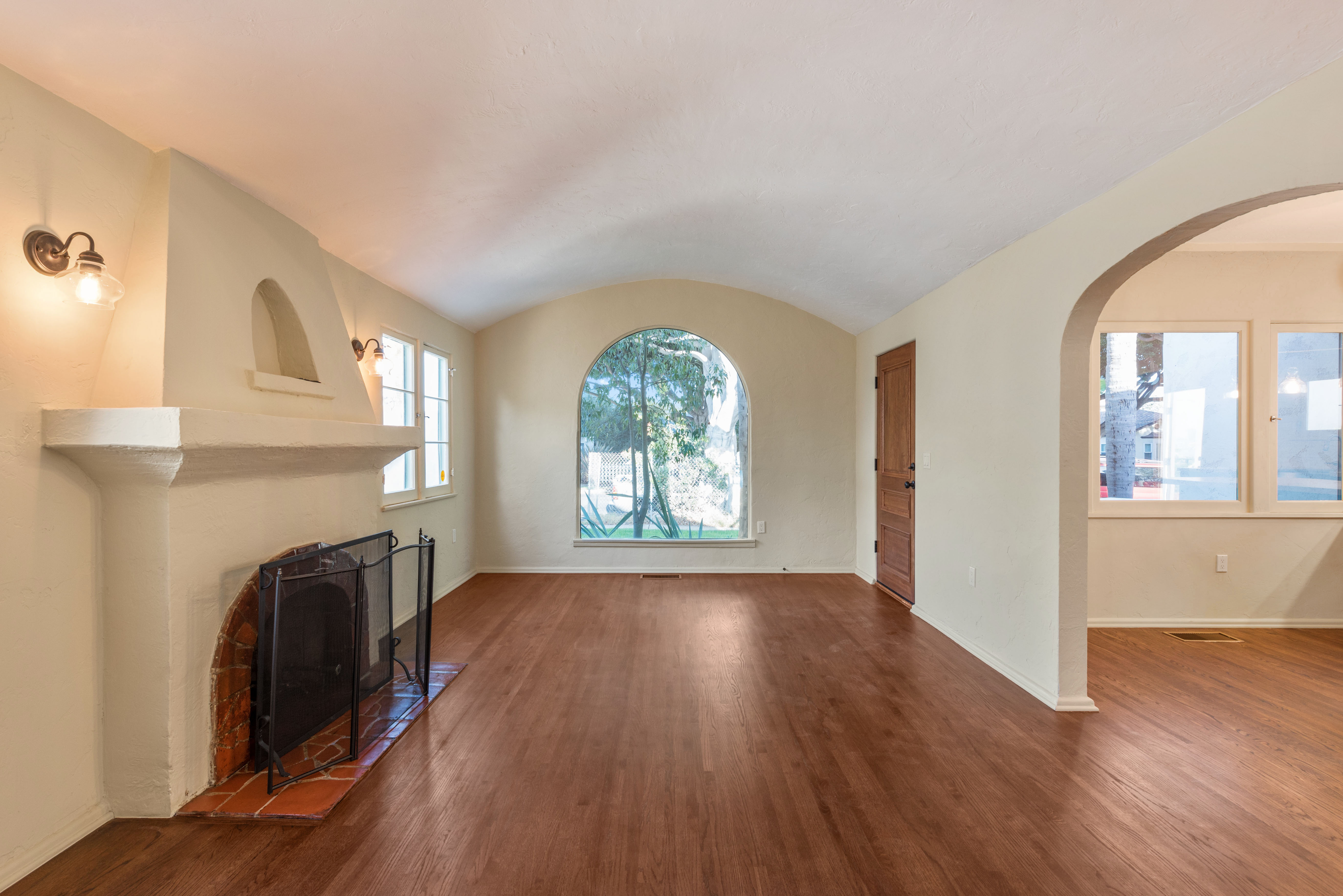 2262 Cloverfield, Santa Monica, California 90405, 3 Bedrooms Bedrooms, ,2 BathroomsBathrooms,Home,For Rent,Cloverfield,1101