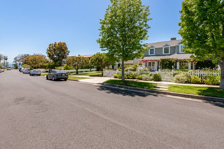 15234 Friends,Pacific Palisades,California 90272,4 Bedrooms Bedrooms,3.5 BathroomsBathrooms,Home,Friends,1104