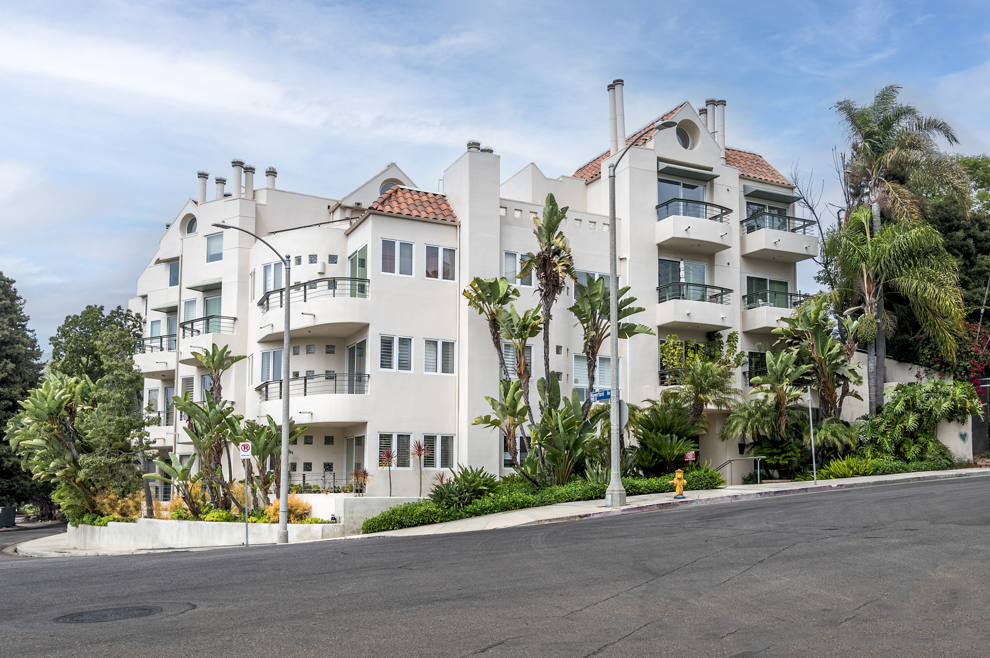 15425 Antioch, Pacific Palisades, California 90272, 3 Bedrooms Bedrooms, ,2 BathroomsBathrooms,Apartment,For Rent,Antioch,1137