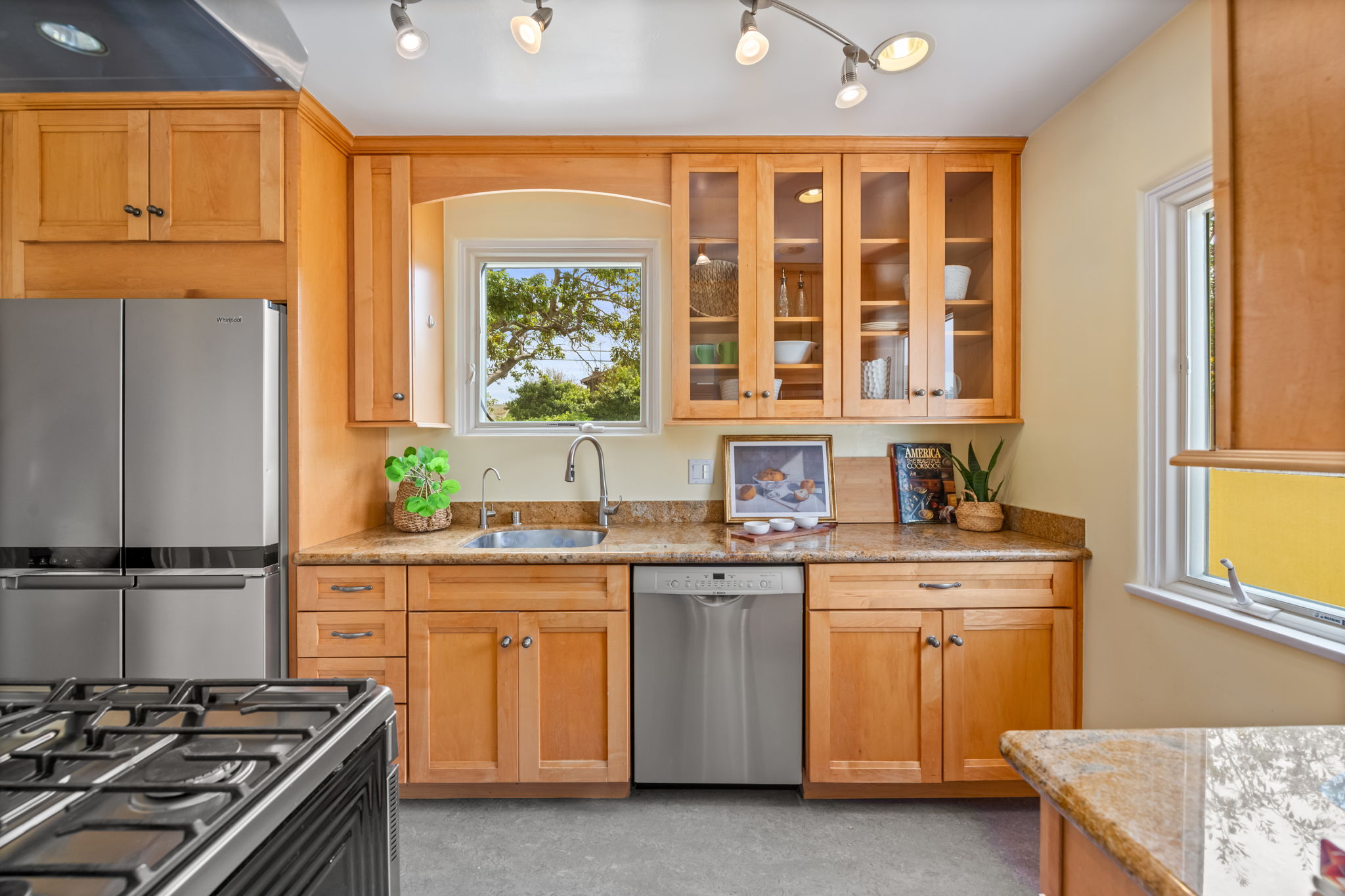 4240 McConnell, Culver City, California 90066, 2 Bedrooms Bedrooms, ,1 BathroomBathrooms,Home,For Sale,McConnell,1172