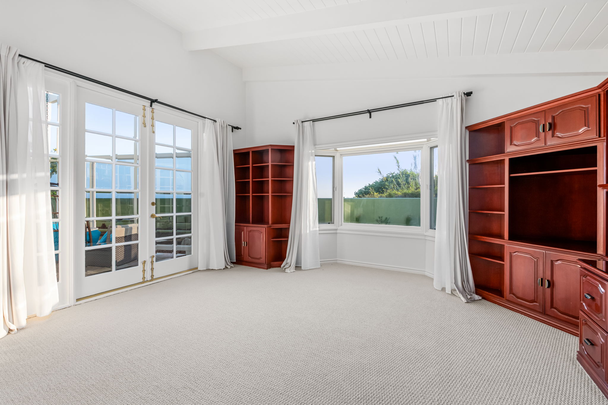 221 Bellino Dr, Pacific Palisades, California 90272, ,Home,For Rent,Bellino Dr,1176