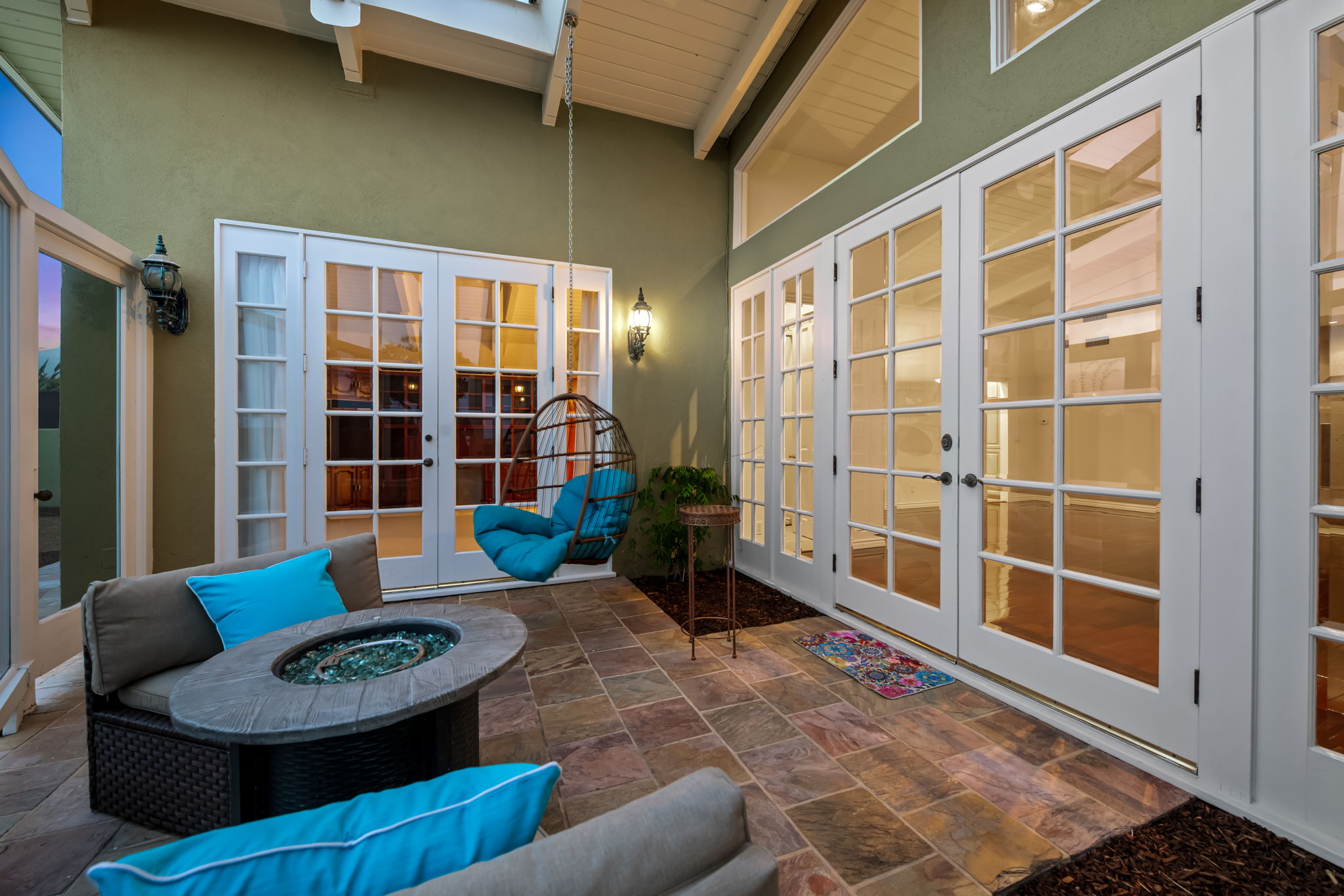 221 Bellino Dr, Pacific Palisades, California 90272, ,Home,For Rent,Bellino Dr,1176