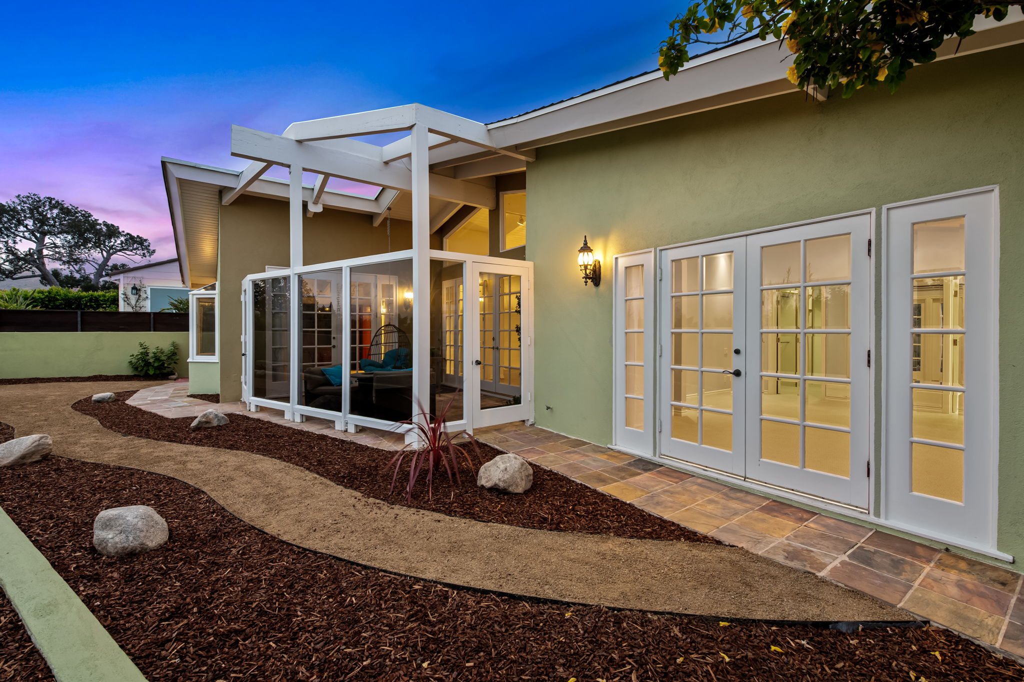 221 Bellino Dr, Pacific Palisades, California 90272, ,Home,For Rent,Bellino Dr,1176