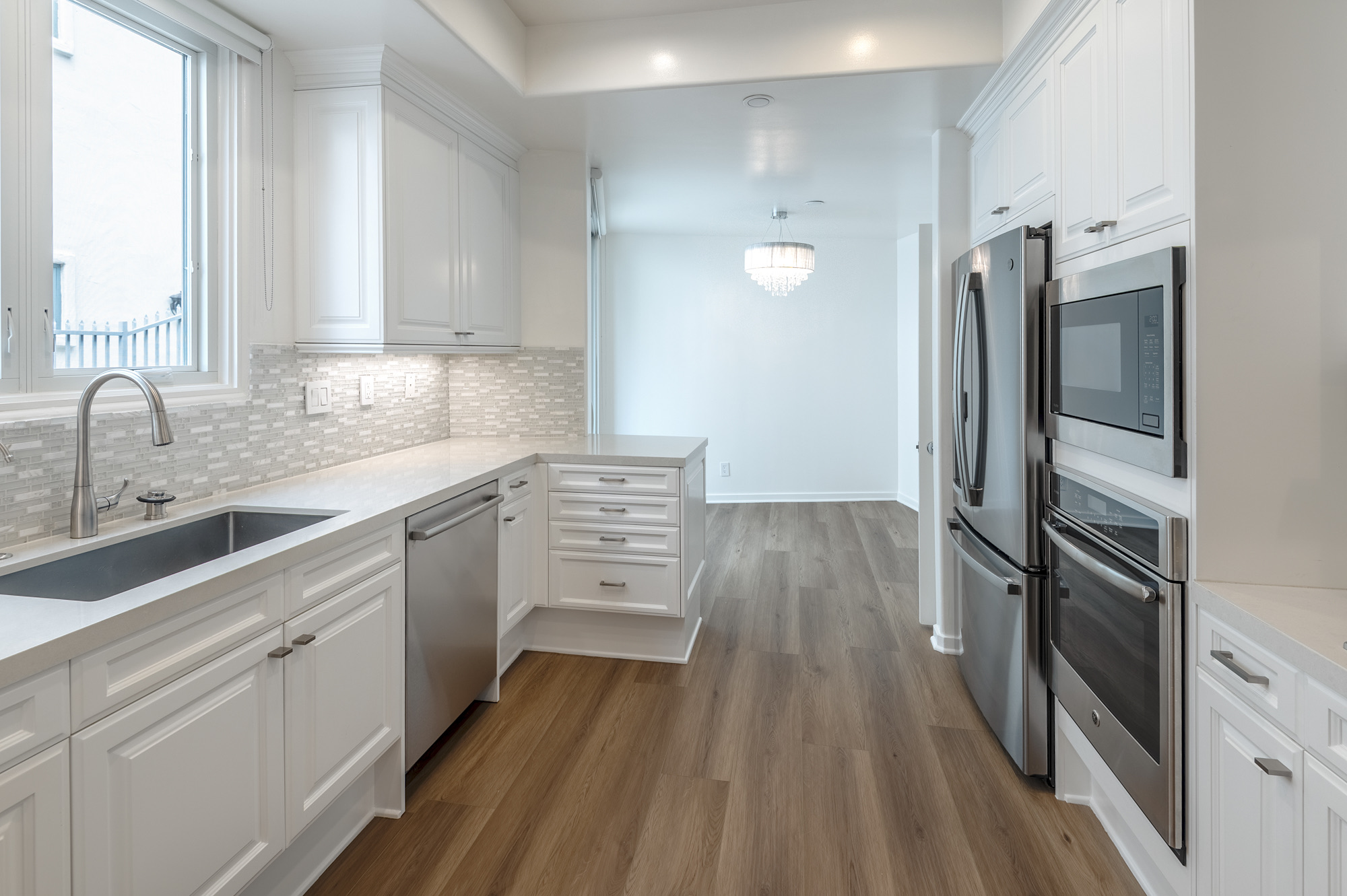 15425 Antioch St 201, Pacific Palisades, California 90272, ,Apartment,For Sale,Antioch St 201,1180