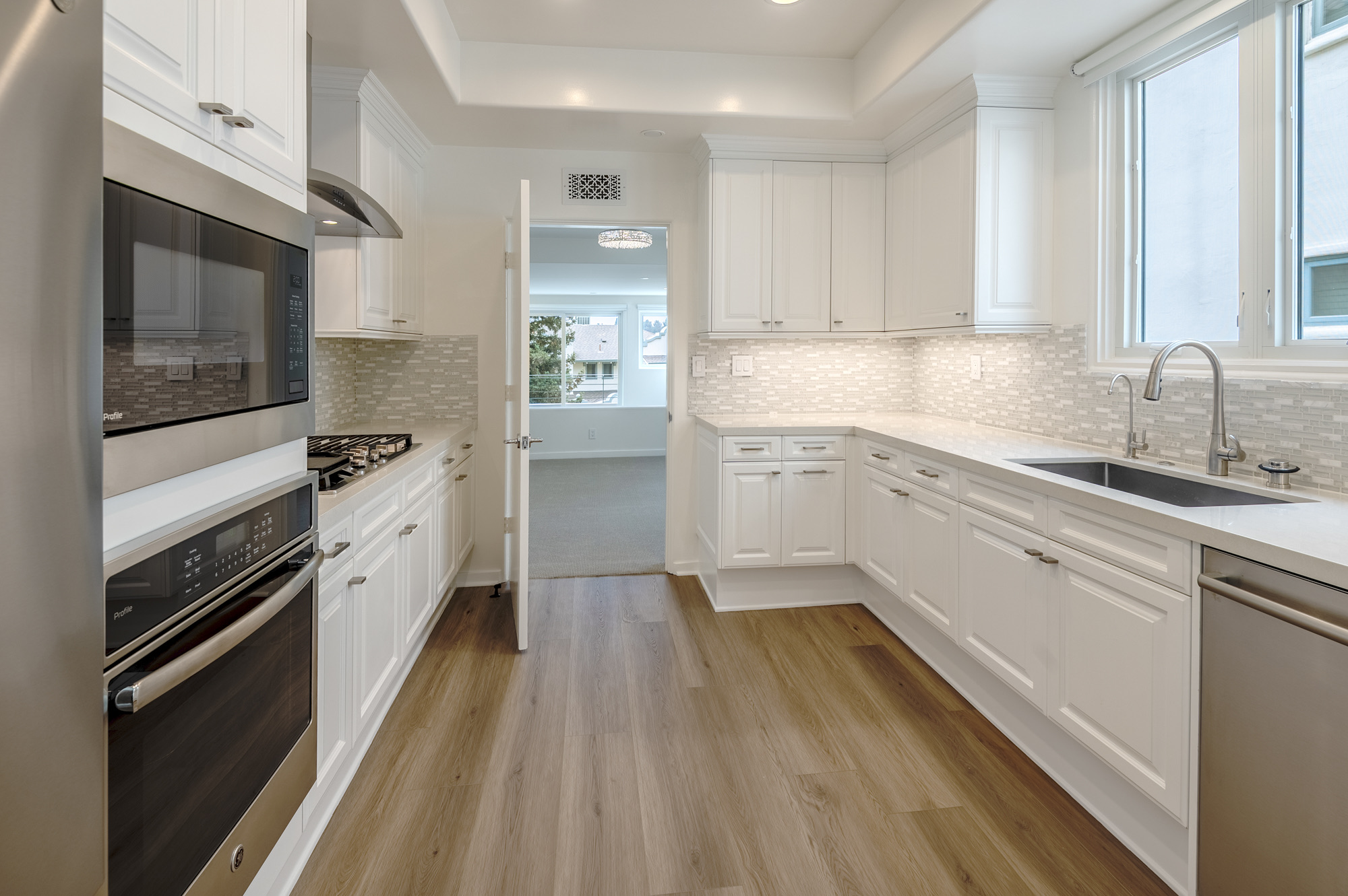 15425 Antioch St 201, Pacific Palisades, California 90272, ,Apartment,For Sale,Antioch St 201,1180