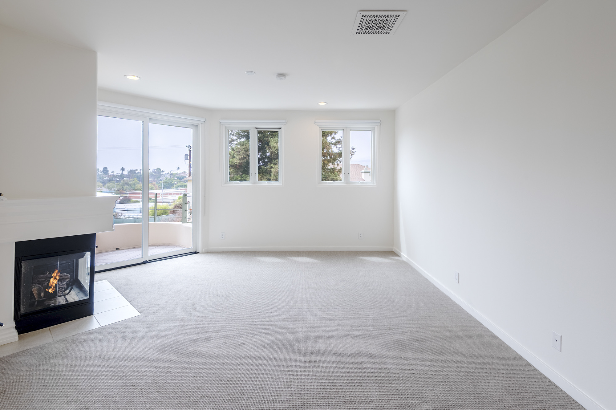 15425 Antioch St 201, Pacific Palisades, California 90272, ,Apartment,For Sale,Antioch St 201,1180