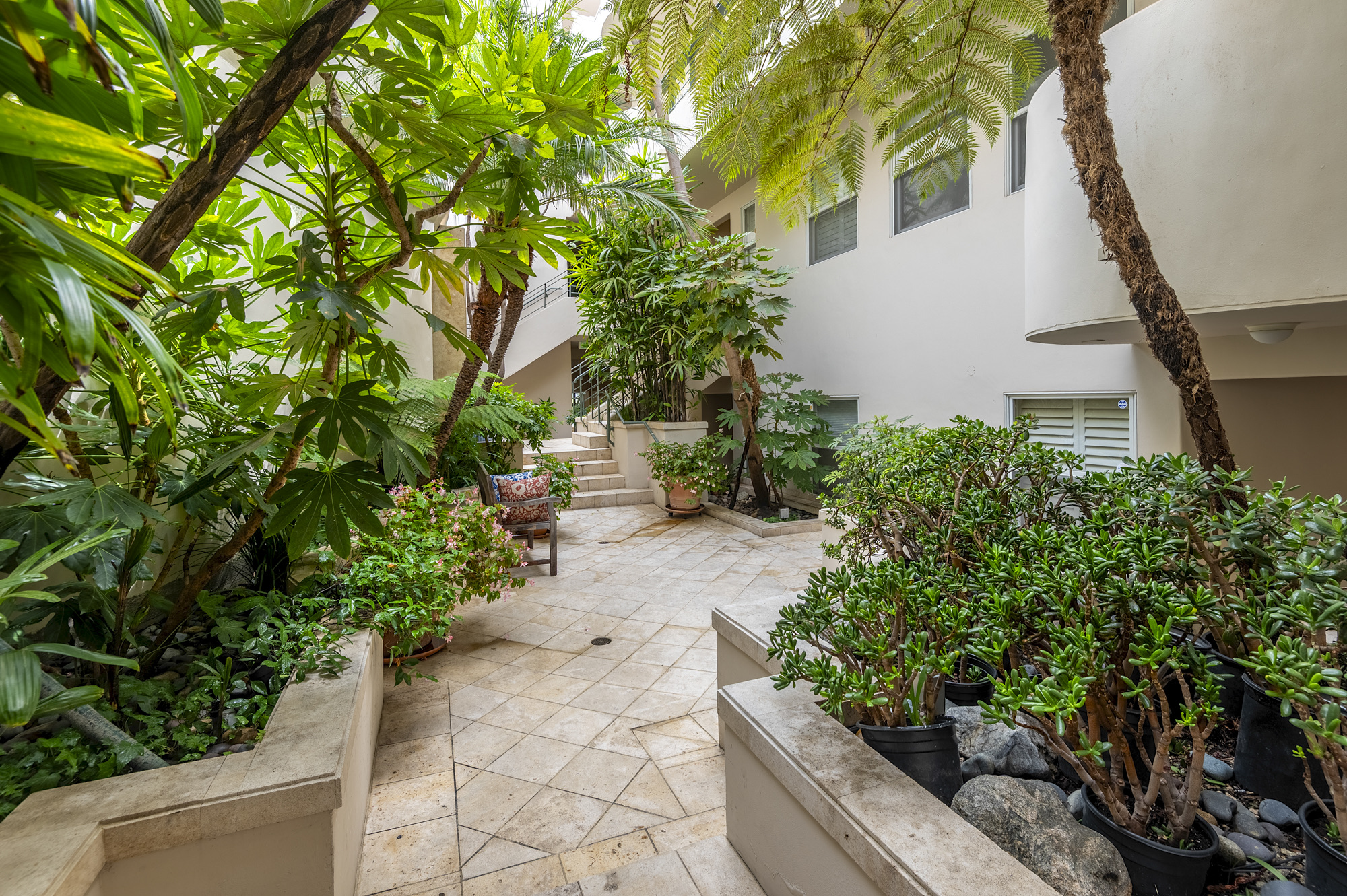 15425 Antioch St 201, Pacific Palisades, California 90272, ,Apartment,For Sale,Antioch St 201,1180