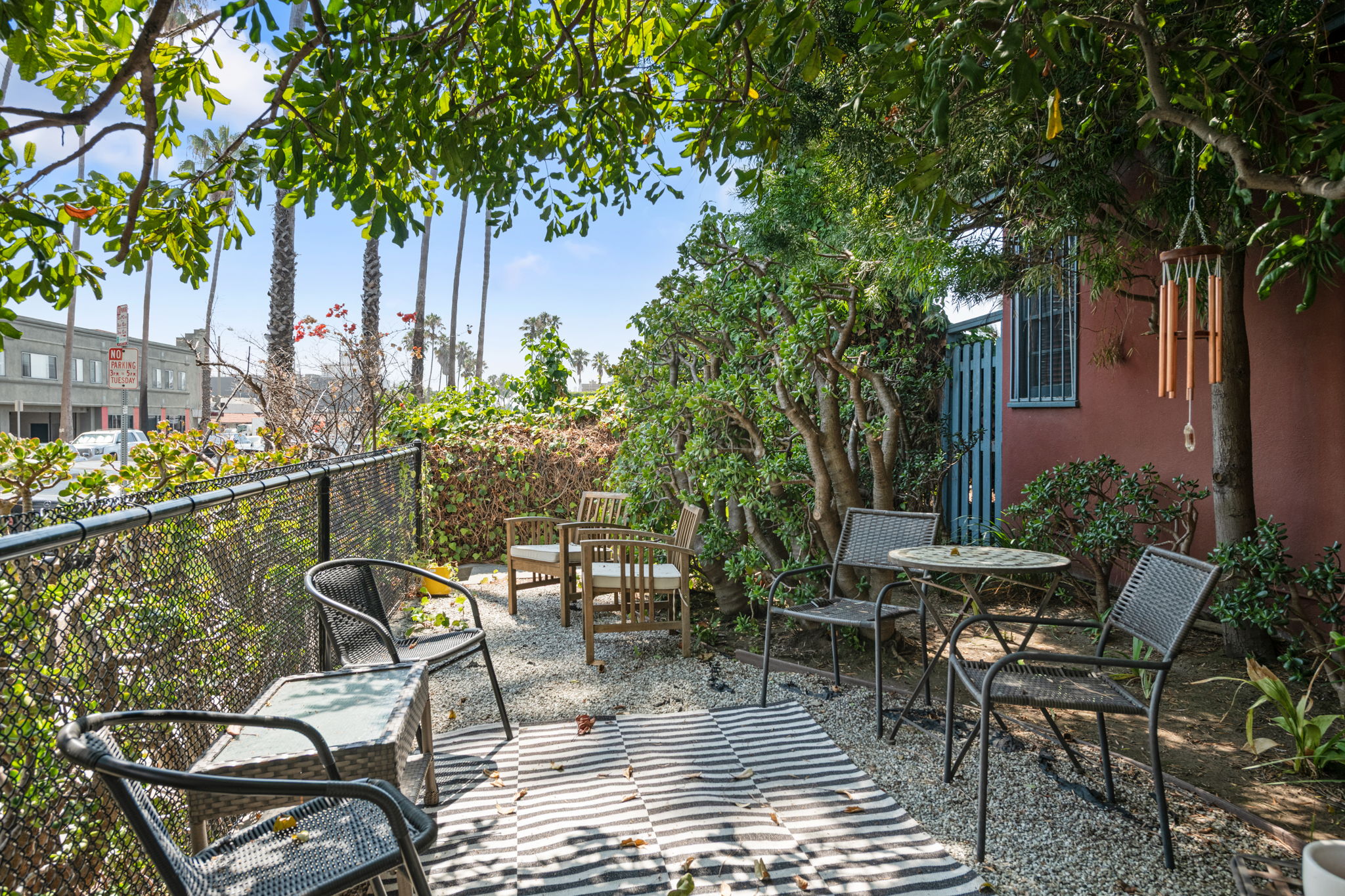 1338 19th St, Pacific Palisades, California 90272, ,Apartment,For Sale,19th St,1181