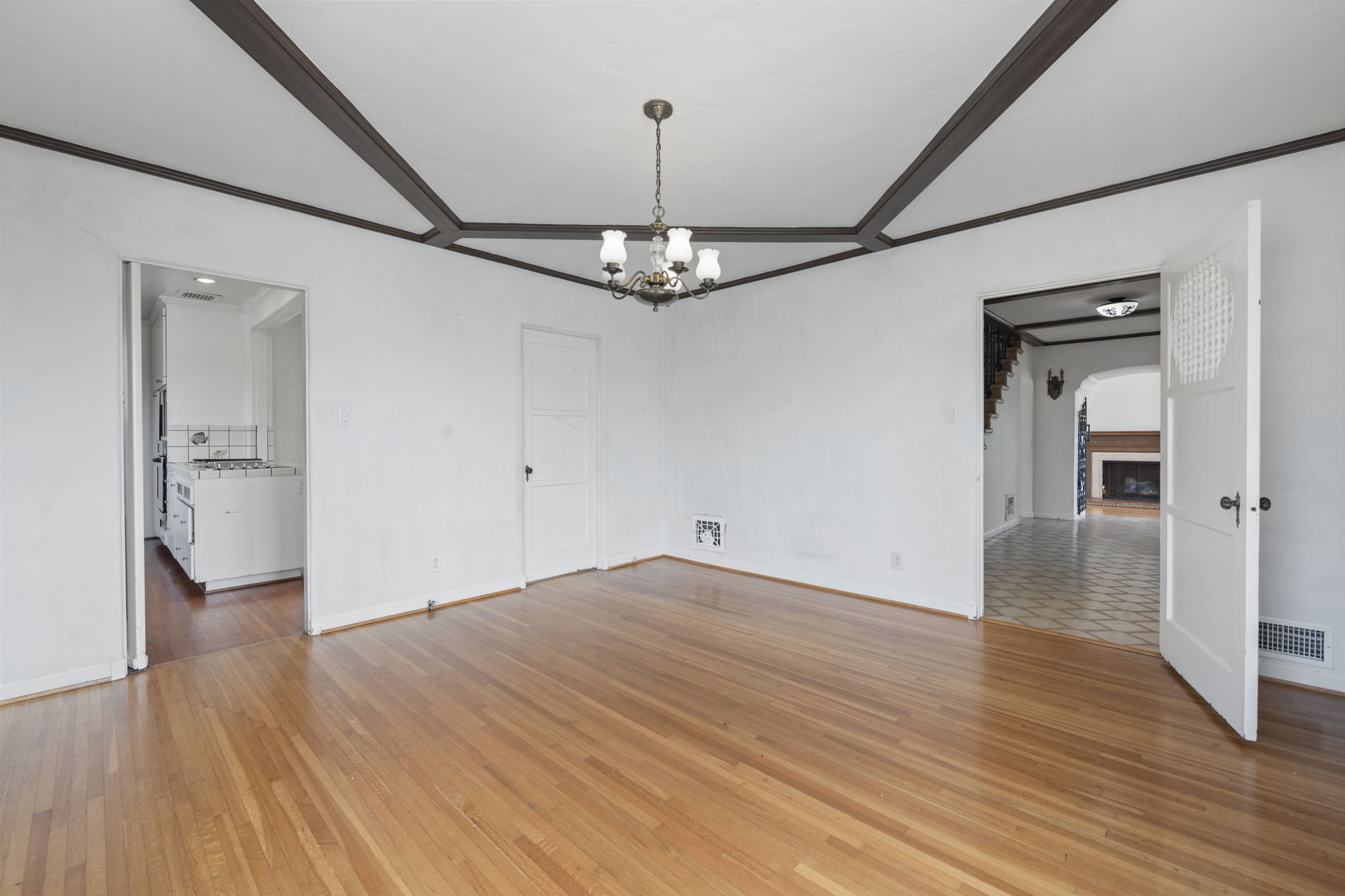 720 Chapala, Pacific Palisades, California 90272, ,Home,For Sale,Chapala,1183