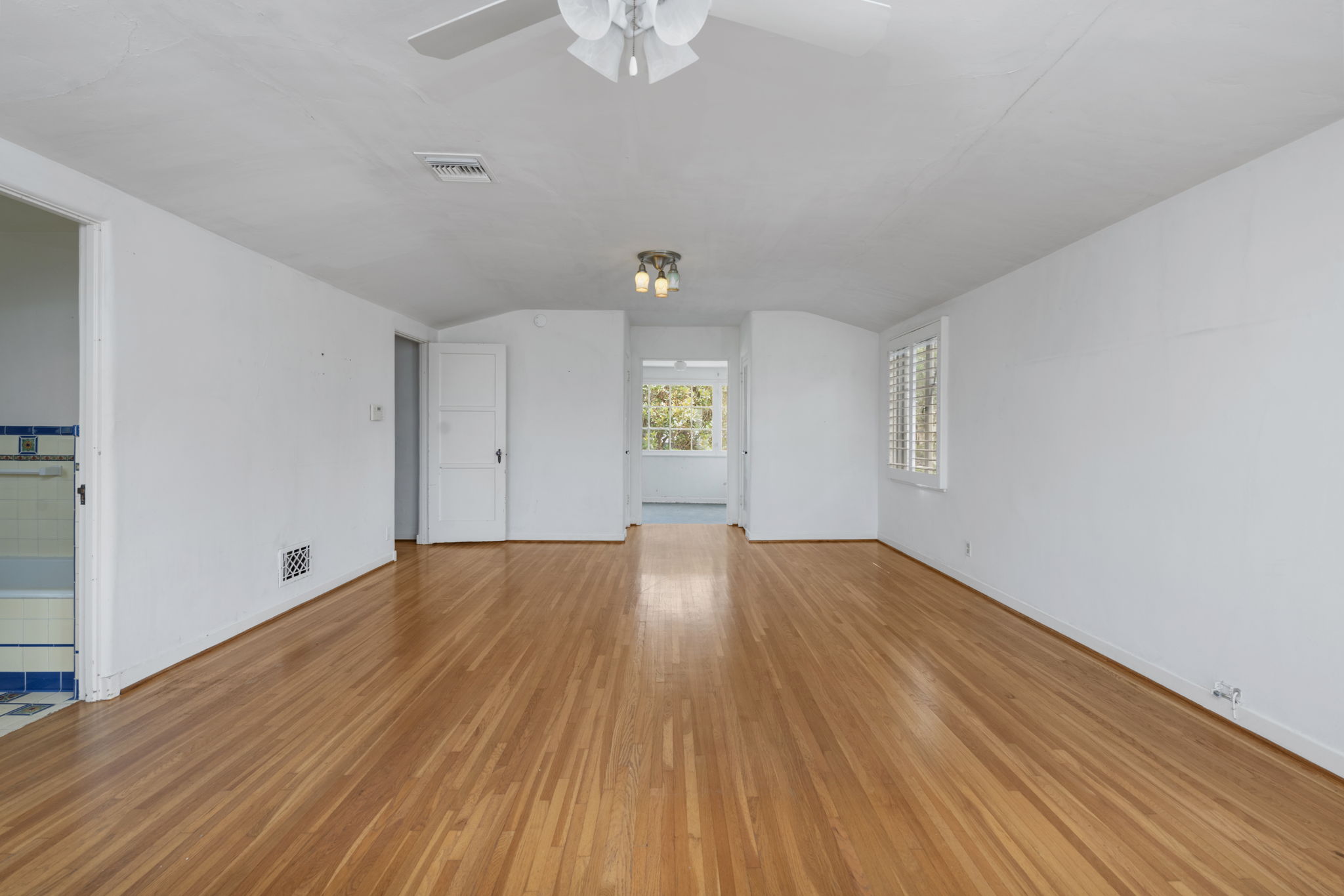 720 Chapala, Pacific Palisades, California 90272, ,Home,For Sale,Chapala,1183