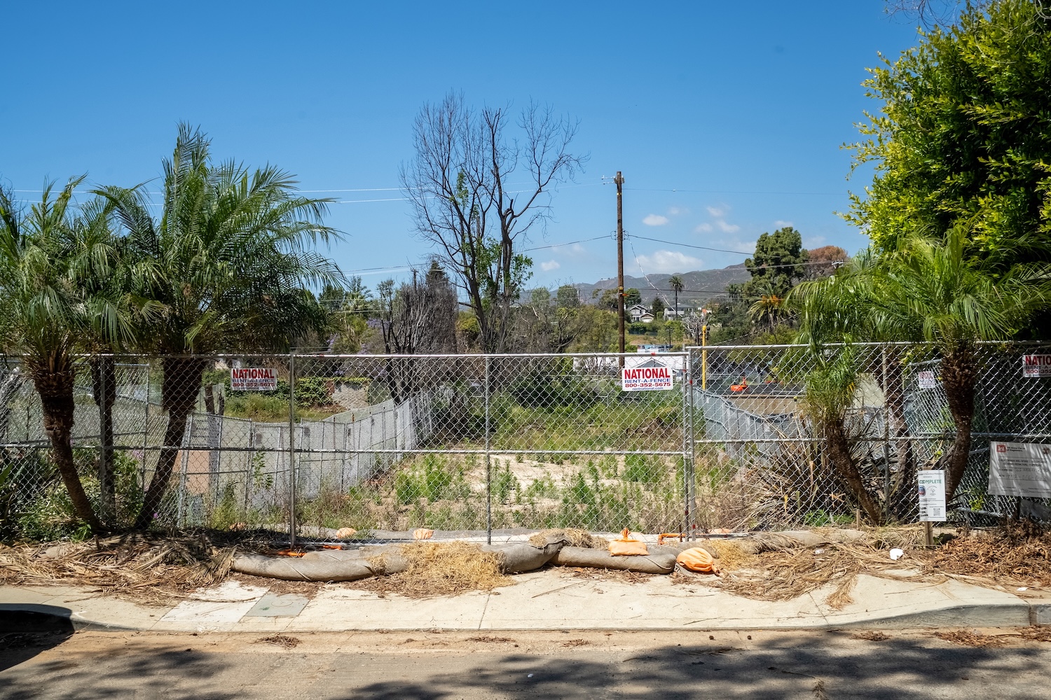 763 Haverford Avwe, California 90272, ,Home,For Sale,Haverford Avwe,1188