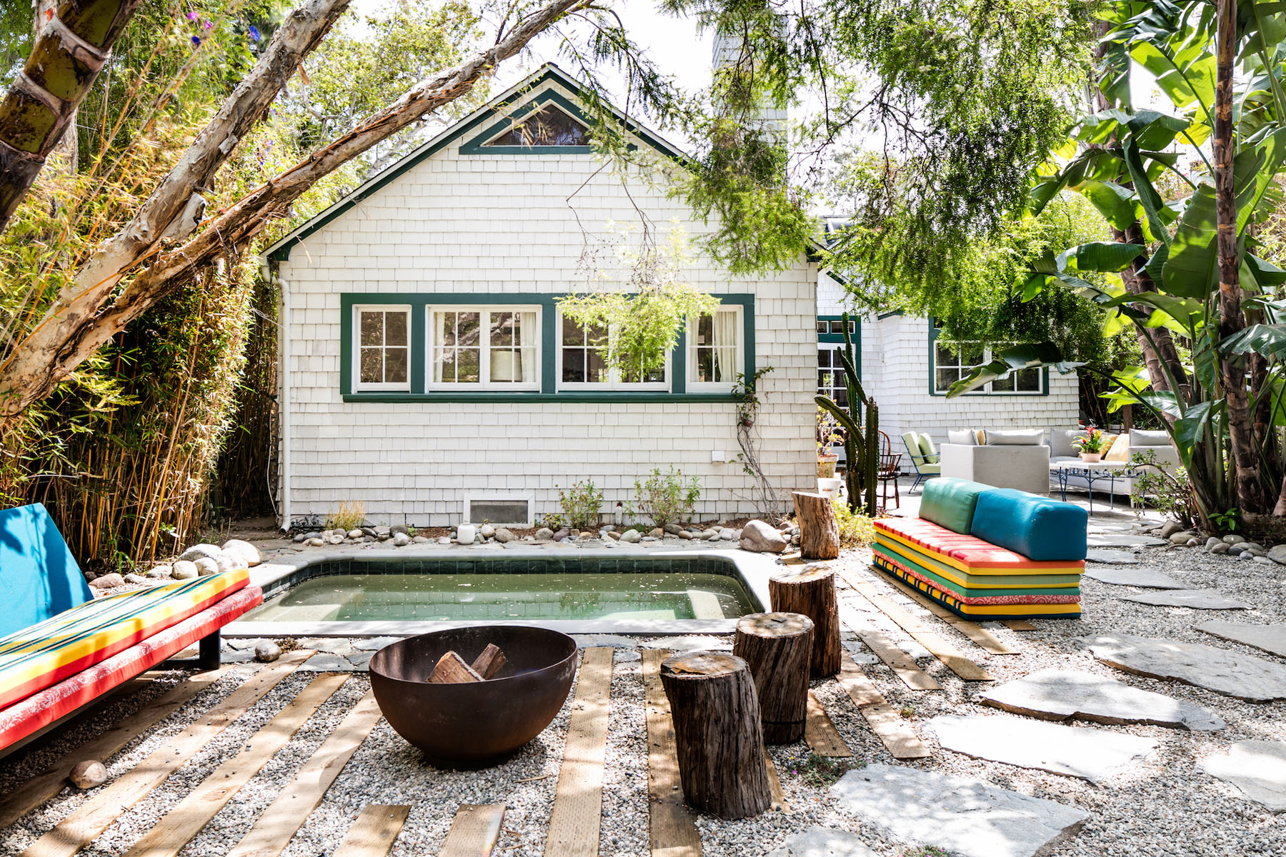 343 Sycamore Rd.,Santa Monica,California 90402,3 Bedrooms Bedrooms,3 BathroomsBathrooms,Home,Sycamore Rd.,1042