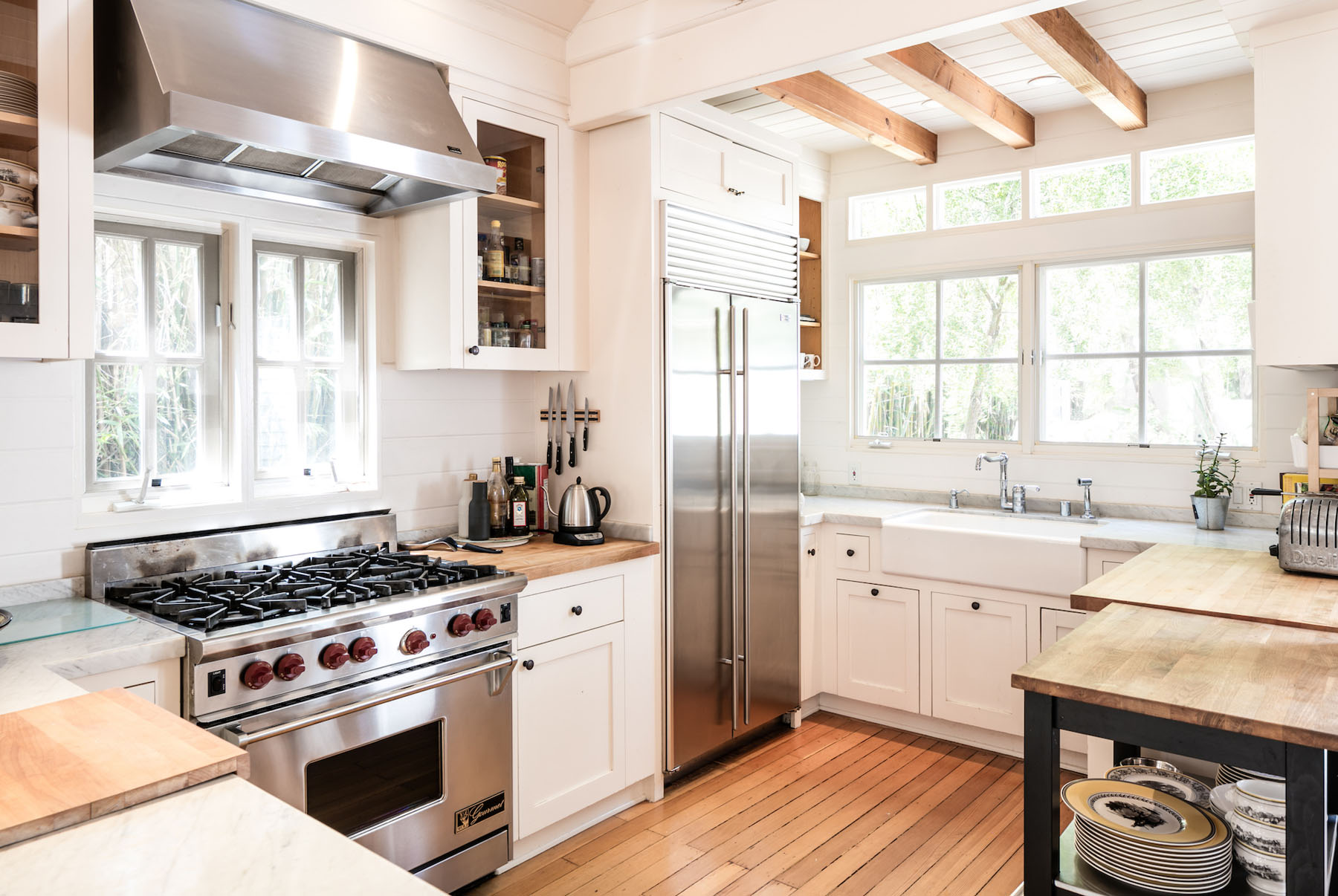 343 Sycamore Rd.,Santa Monica,California 90402,3 Bedrooms Bedrooms,3 BathroomsBathrooms,Home,Sycamore Rd.,1042