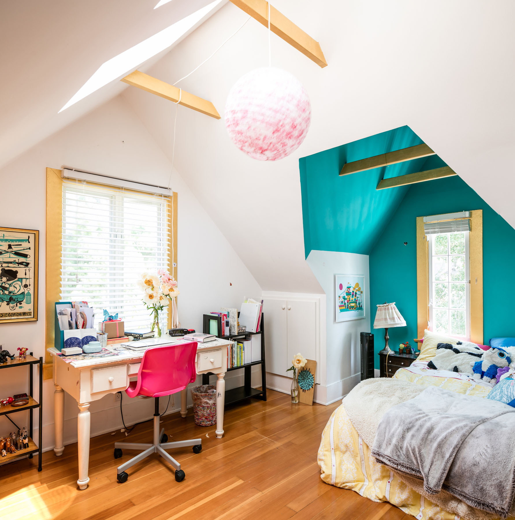 343 Sycamore Rd.,Santa Monica,California 90402,3 Bedrooms Bedrooms,3 BathroomsBathrooms,Home,Sycamore Rd.,1042
