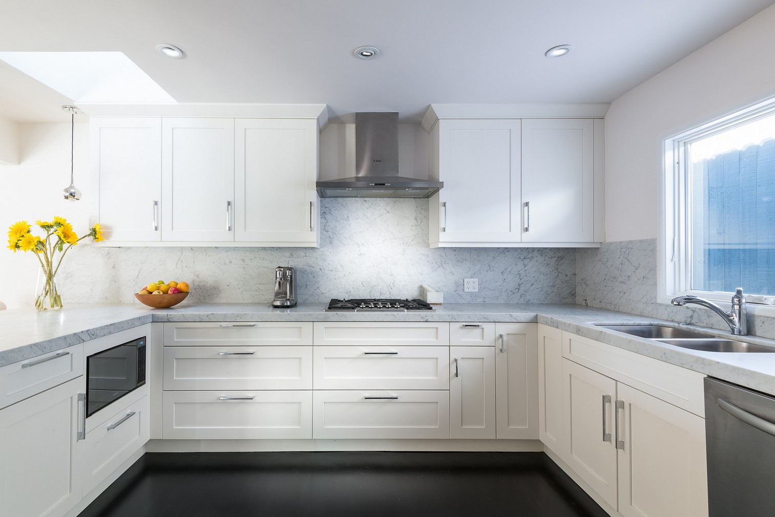 16571 Chattanooga Pl,Pacific Palisades,California 90272,4 Bedrooms Bedrooms,3.5 BathroomsBathrooms,Home,Chattanooga Pl,1073