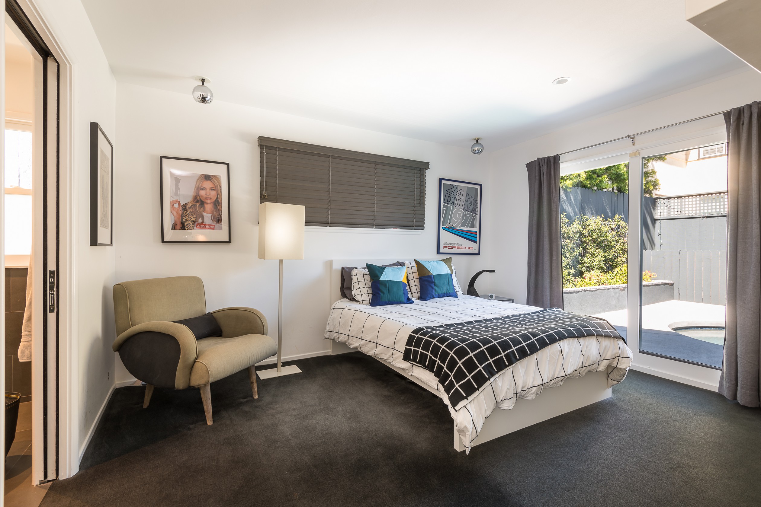 16571 Chattanooga Pl,Pacific Palisades,California 90272,4 Bedrooms Bedrooms,3.5 BathroomsBathrooms,Home,Chattanooga Pl,1073